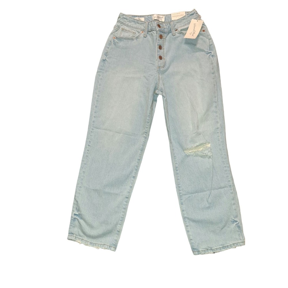 NWT-SZ 4 Universal Thread High-Rise Vintage Straight Light Blue Distressed